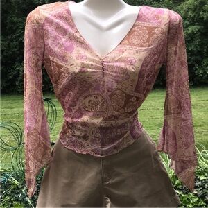 Vintage Y2K does 70s Paisley V-Neck Pink Whimsigoth Top